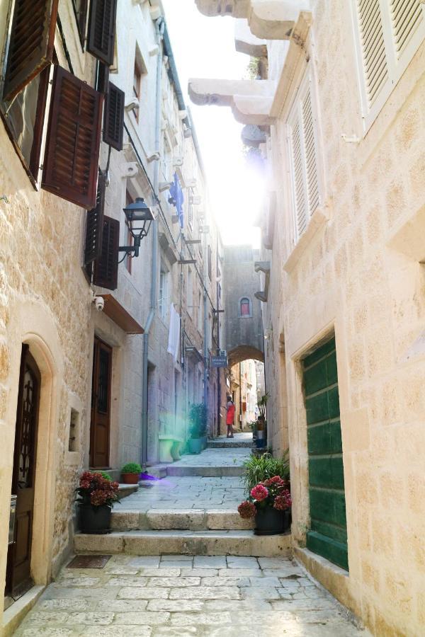 Sessa'S Palace Korcula Town Exterior photo
